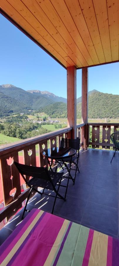 Maison D'Hotes Le Shorten Heches Esterno foto