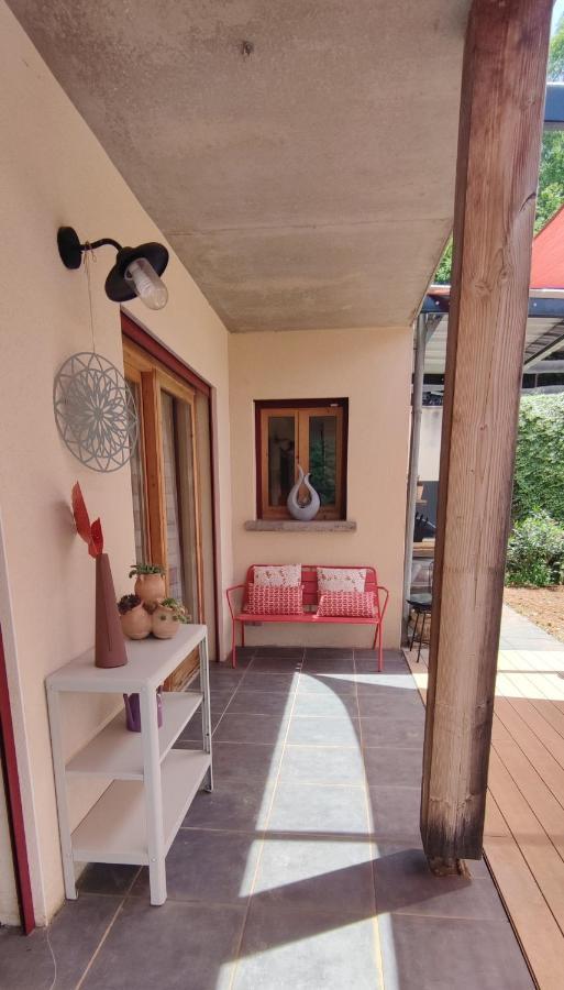 Maison D'Hotes Le Shorten Heches Esterno foto